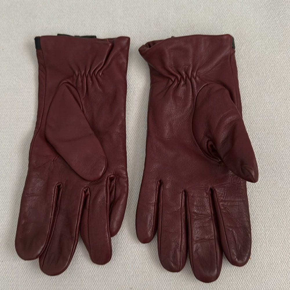 Ralph Lauren Burgundy Leather Gloves with Black Trim - Picture 3 of 9